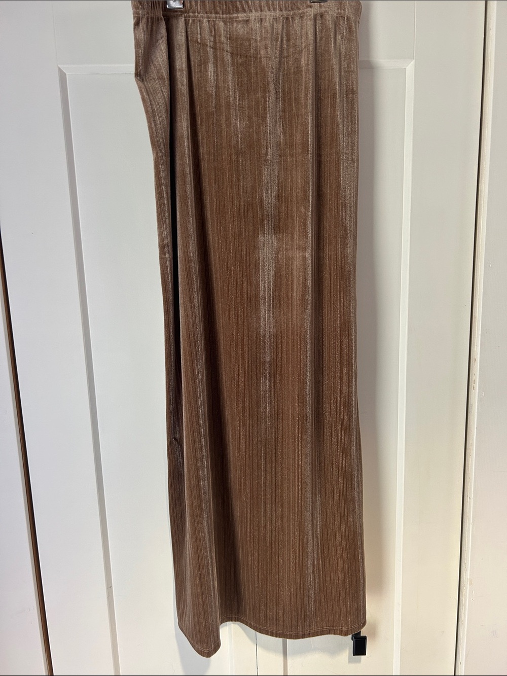 HYFVE Ribbed Maxi Skirt in Warm Brown Size Large NWTs